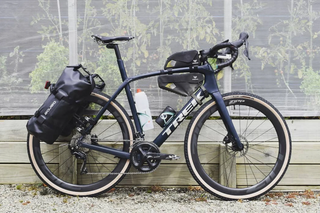 Bike with spider rack cradles
