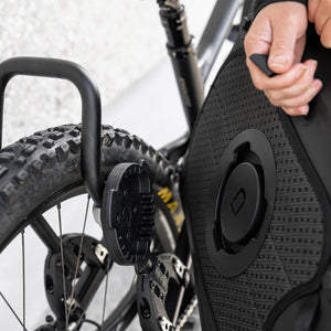 Attaching QuickLock Urban Backpack to rack