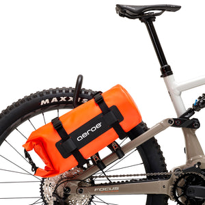 osprey bicycle bag rack Escapist On-Bike Handlebar Bag, Black, Large : Sports & Outdoors it will be your trusty road companion for many adventures to come AEROE Spider Rear Rack &